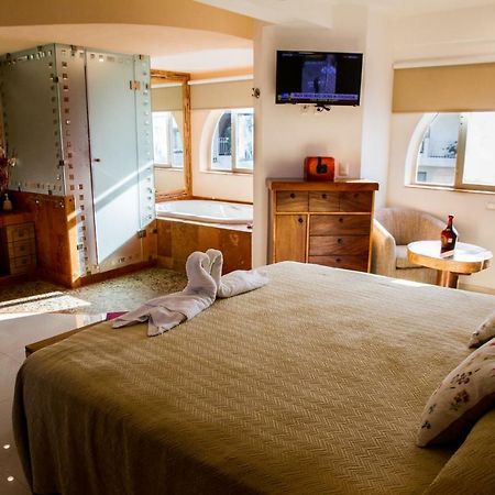 פוארטו ואלארטה Hotel Andales On The Bay Suites מראה חיצוני תמונה