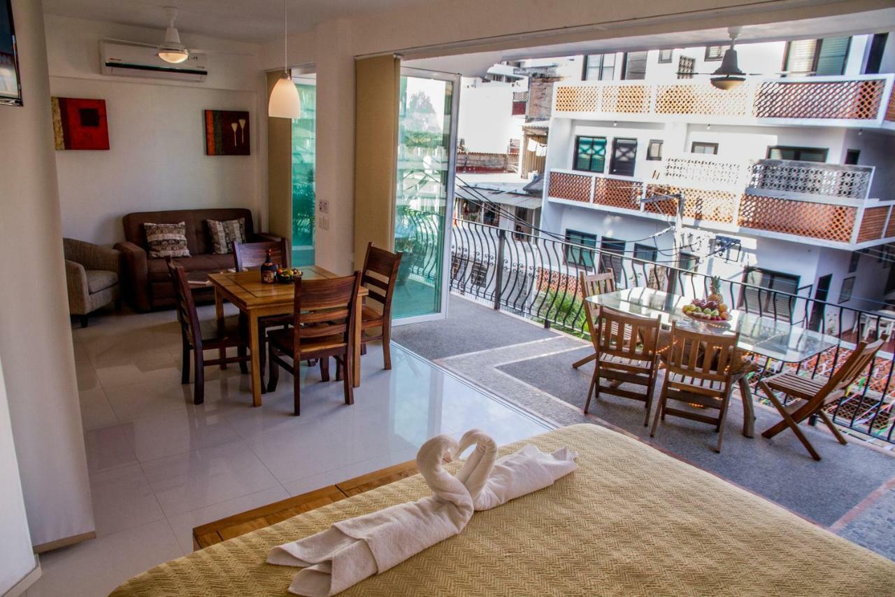 פוארטו ואלארטה Hotel Andales On The Bay Suites מראה חיצוני תמונה